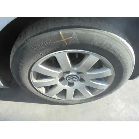 VOLKSWAGEN PASSAT BERLINA (3B3) '2003 ADVANCE PLATA