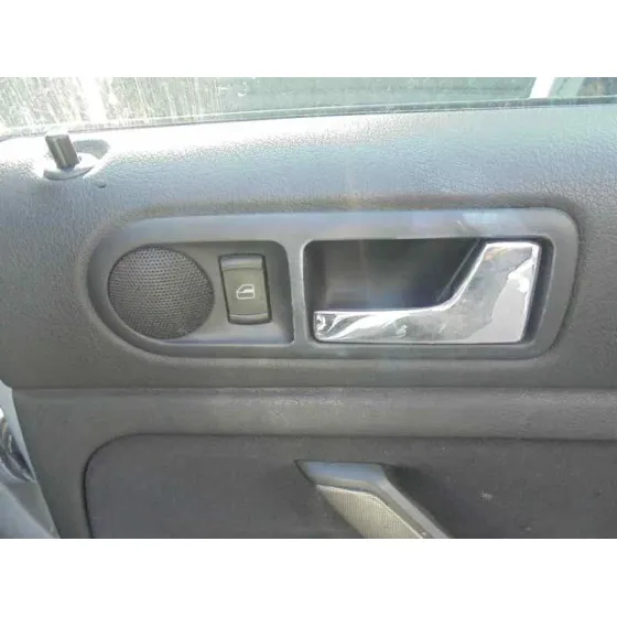 VOLKSWAGEN PASSAT BERLINA (3B3) '2003 ADVANCE PLATA