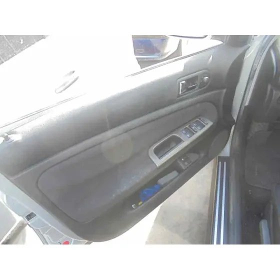 VOLKSWAGEN PASSAT BERLINA (3B3) '2003 ADVANCE PLATA