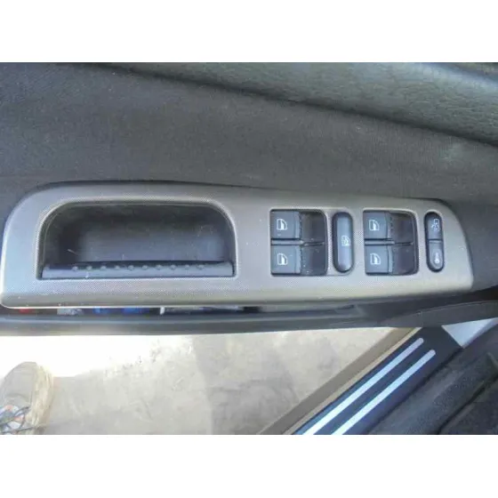 VOLKSWAGEN PASSAT BERLINA (3B3) '2003 ADVANCE PLATA