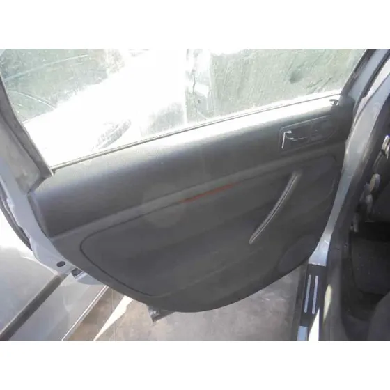 VOLKSWAGEN PASSAT BERLINA (3B3) '2003 ADVANCE PLATA