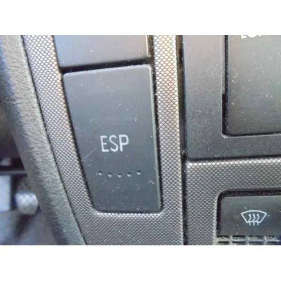 VOLKSWAGEN PASSAT BERLINA (3B3) '2003 ADVANCE PLATA