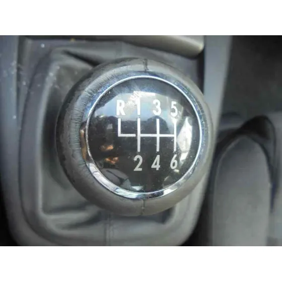 VOLKSWAGEN PASSAT BERLINA (3B3) '2003 ADVANCE PLATA