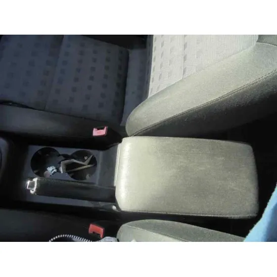 VOLKSWAGEN PASSAT BERLINA (3B3) '2003 ADVANCE PLATA