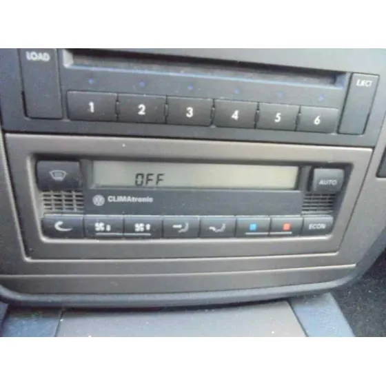 VOLKSWAGEN PASSAT BERLINA (3B3) '2003 ADVANCE PLATA