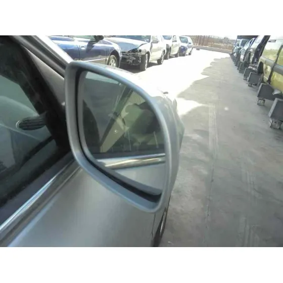 VOLKSWAGEN PASSAT BERLINA (3B3) '2003 ADVANCE PLATA