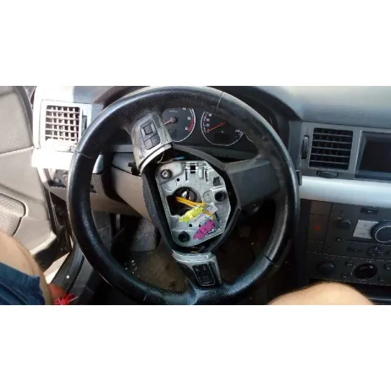 OPEL VECTRA C BERLINA '2005 1.9 CDTI PLATA