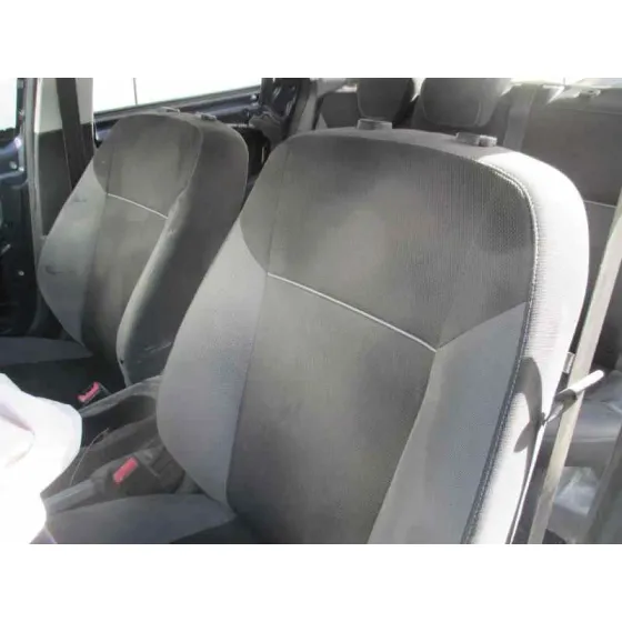 FORD FOCUS LIM. (CB8) '2012 TREND GRIS