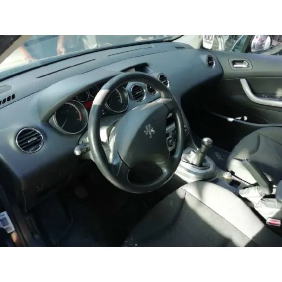 PEUGEOT 308 '2008 CONFORT NEGRO
