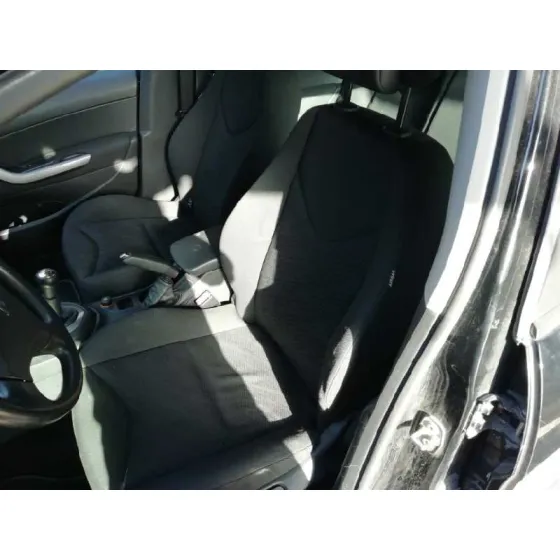 PEUGEOT 308 '2008 CONFORT NEGRO