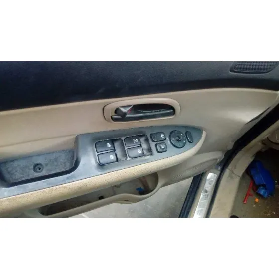 KIA CARENS (UN) '2007 ACTIVE NEGRO