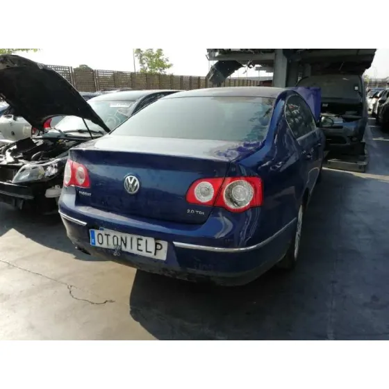 VOLKSWAGEN PASSAT BERLINA (3C2) '2007 HIGHLINE AZUL