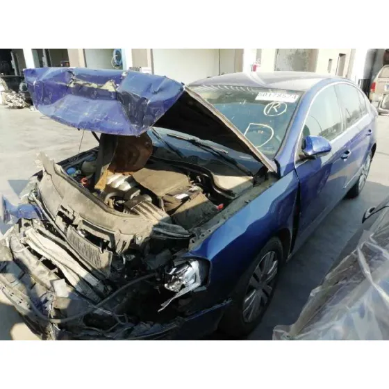 VOLKSWAGEN PASSAT BERLINA (3C2) '2007 HIGHLINE AZUL