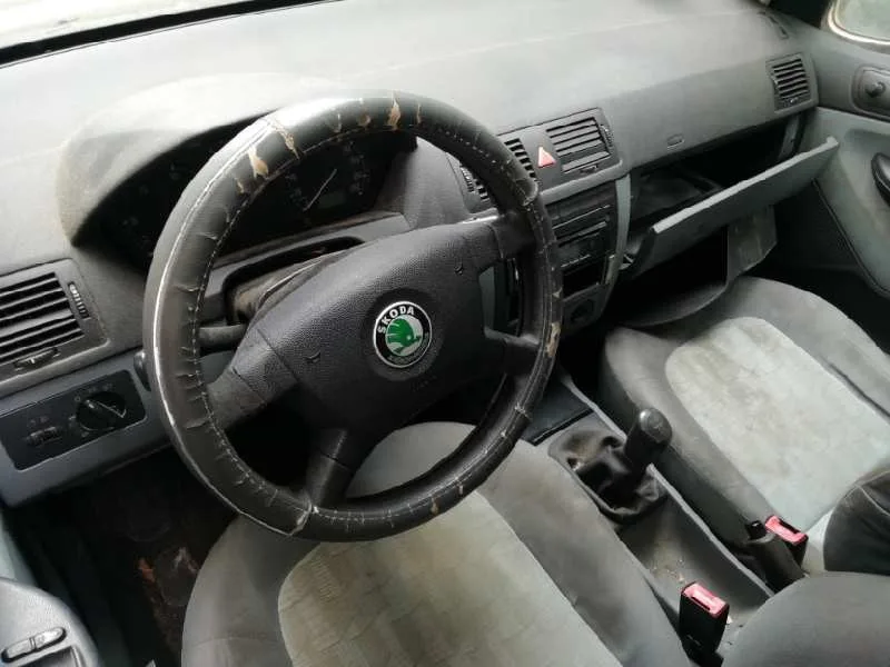 SKODA FABIA (6Y2/6Y3) SKODA FABIA (6Y2/6Y3) '2001 1.9 SDI CAT (ASY) ORO 2000