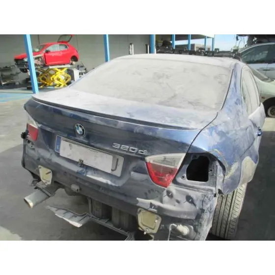 BMW SERIE 3 BERLINA (E90) '2008 320D AZUL
