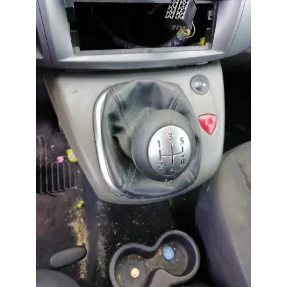 RENAULT SCENIC II '2008 1.5 DCI DIESEL CAT PLATA