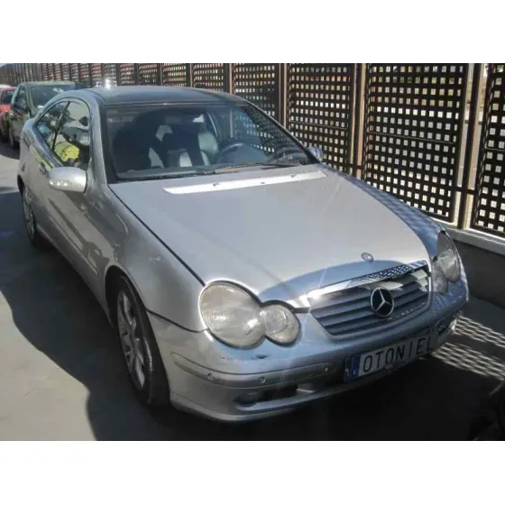 MERCEDES CLASE C (W203) SPORTCOUPE '2002 C 220 CDI (203.706) PLATA