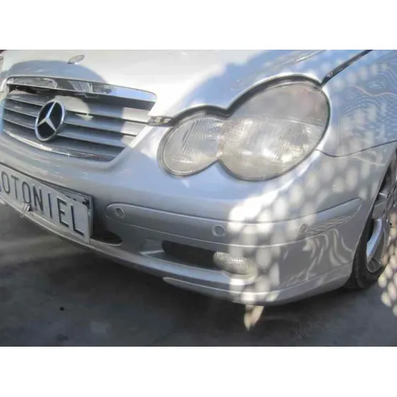 MERCEDES CLASE C (W203) SPORTCOUPE '2002 C 220 CDI (203.706) PLATA