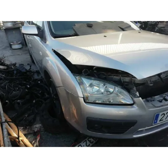 FORD FOCUS BERLINA (CAP) '2007 AMBIENTE (D) GRIS
