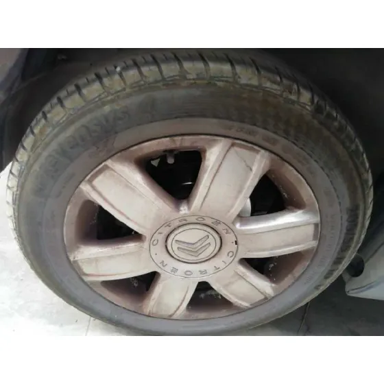 CITROEN C4 BERLINA '2007 1.6 16V HDI FAP GRIS
