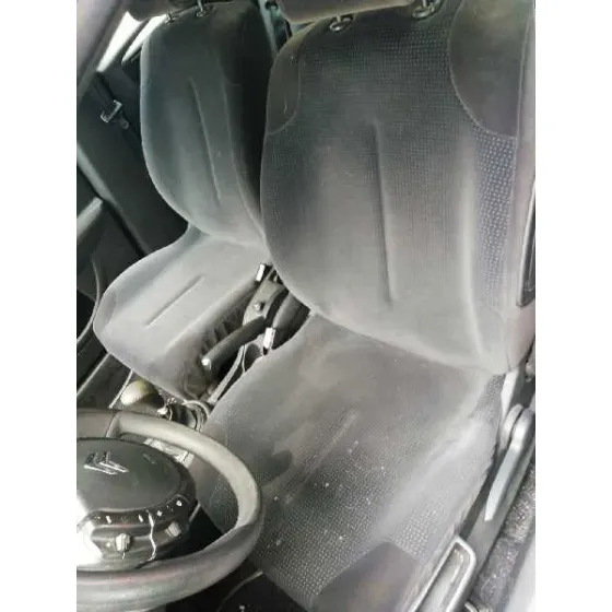 CITROEN C4 BERLINA '2007 1.6 16V HDI FAP GRIS