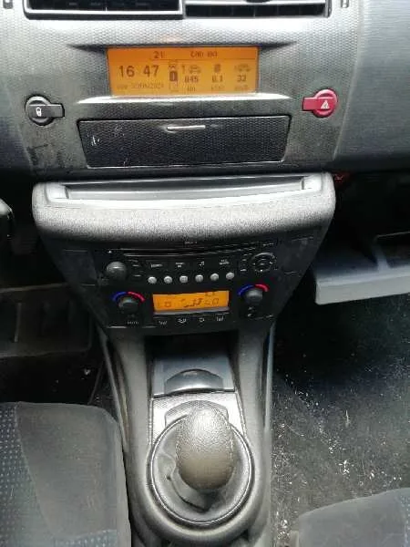 CITROEN C4 BERLINA '2007 1.6 16V HDI FAP GRIS