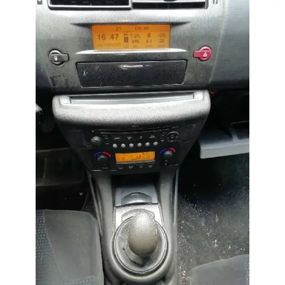 CITROEN C4 BERLINA '2007 1.6 16V HDI FAP GRIS