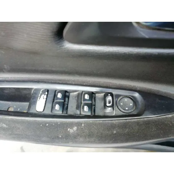 CITROEN C4 BERLINA '2007 1.6 16V HDI FAP GRIS