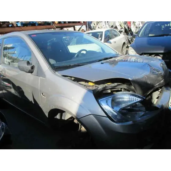 FORD FIESTA (CBK) '2003 AMBIENTE CHAMPANG