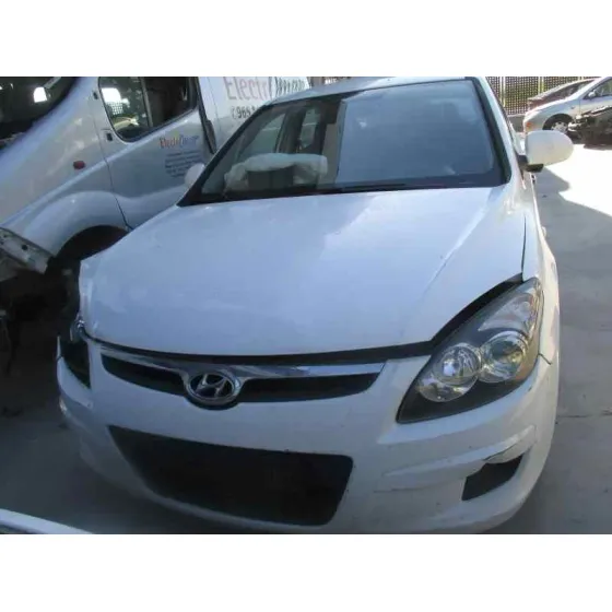 HYUNDAI I30 '2010 CLASSIC BLANCO