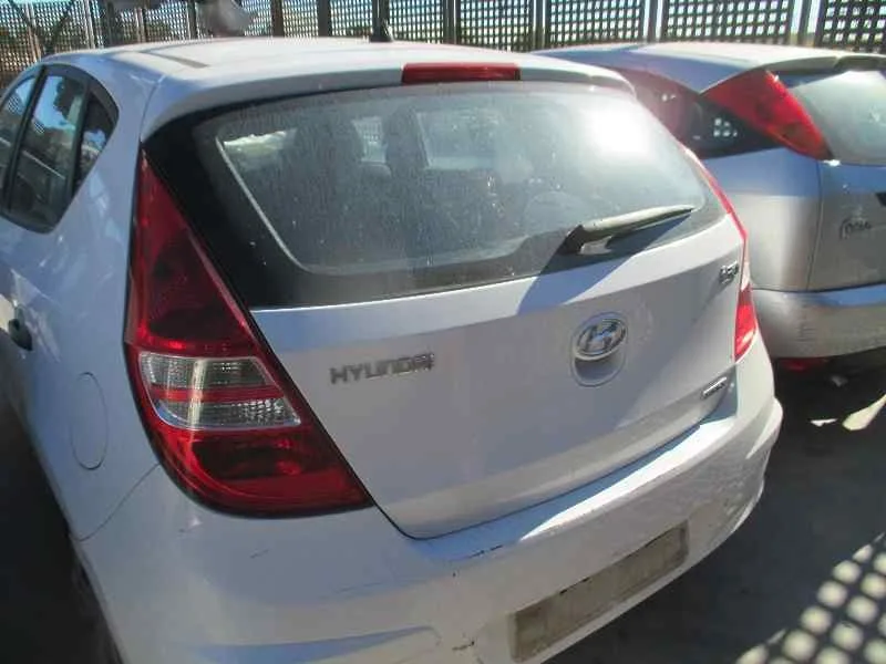 HYUNDAI I30 '2010 CLASSIC BLANCO