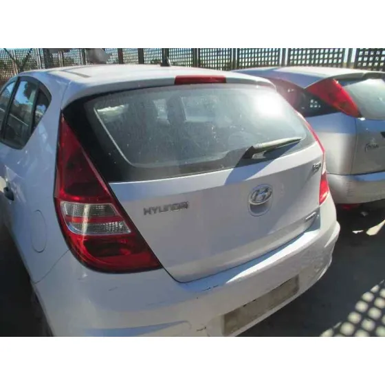 HYUNDAI I30 '2010 CLASSIC BLANCO
