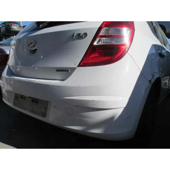 HYUNDAI I30 '2010 CLASSIC BLANCO