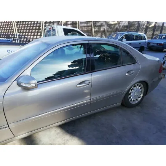 MERCEDES CLASE E (W211) BERLINA '2005 E 320 CDI (211.026) PLATA