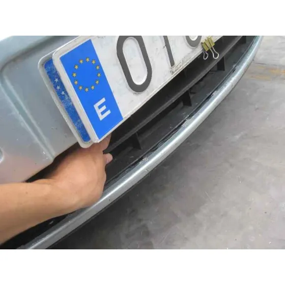 RENAULT LAGUNA II (BG0) '2001 AUTHENTIQUE PLATA