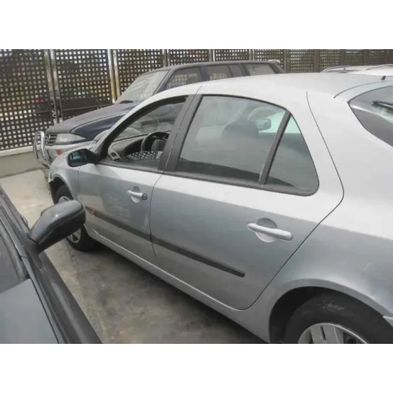 RENAULT LAGUNA II (BG0) '2001 AUTHENTIQUE PLATA