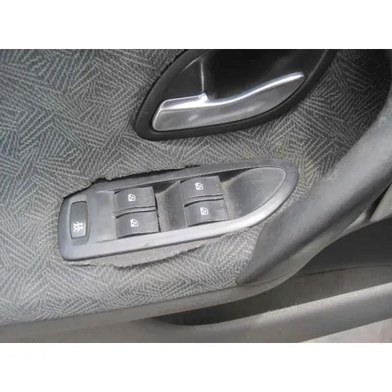 RENAULT LAGUNA II (BG0) '2001 AUTHENTIQUE PLATA