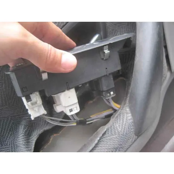 RENAULT LAGUNA II (BG0) '2001 AUTHENTIQUE PLATA