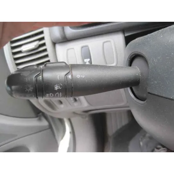 RENAULT LAGUNA II (BG0) '2001 AUTHENTIQUE PLATA
