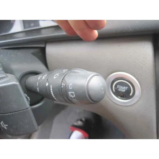 RENAULT LAGUNA II (BG0) '2001 AUTHENTIQUE PLATA