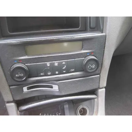 RENAULT LAGUNA II (BG0) '2001 AUTHENTIQUE PLATA