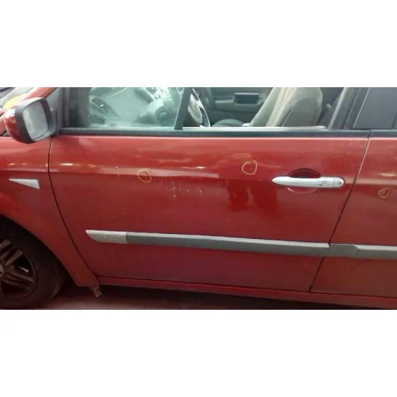 RENAULT SCENIC II '2003 1.9 DCI DIESEL ROJO