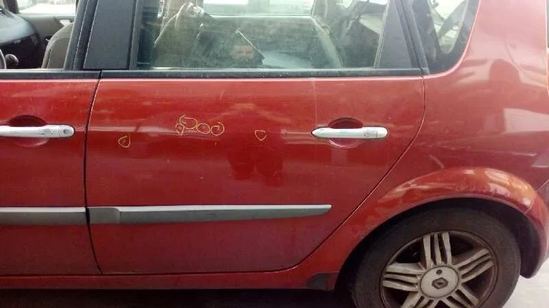 RENAULT SCENIC II '2003 1.9 DCI DIESEL ROJO