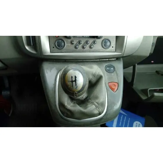 RENAULT SCENIC II '2003 1.9 DCI DIESEL ROJO