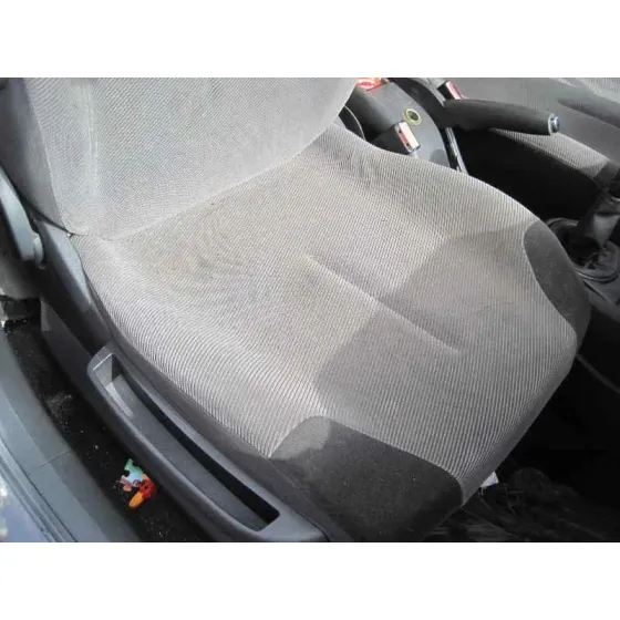 CITROEN C4 BERLINA 2005 COLLECTION NEGRO