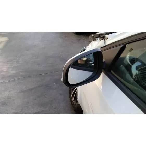 VOLVO V40 '2017 INSCRIPTION BLANCO