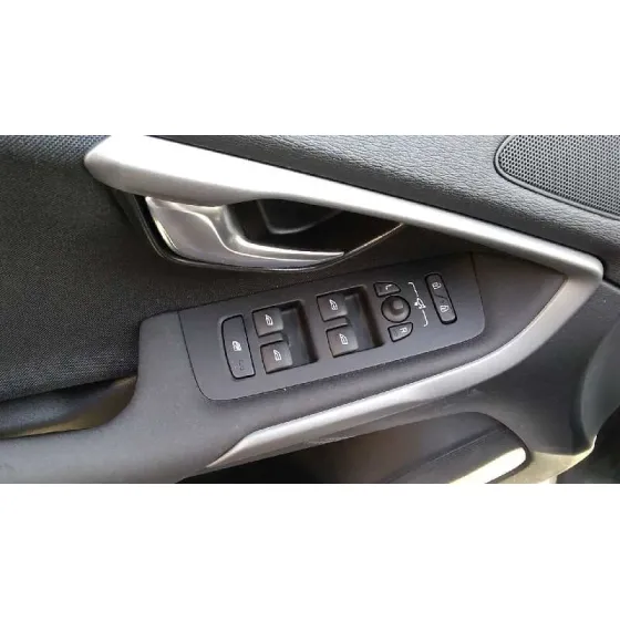 VOLVO V40 '2017 INSCRIPTION BLANCO