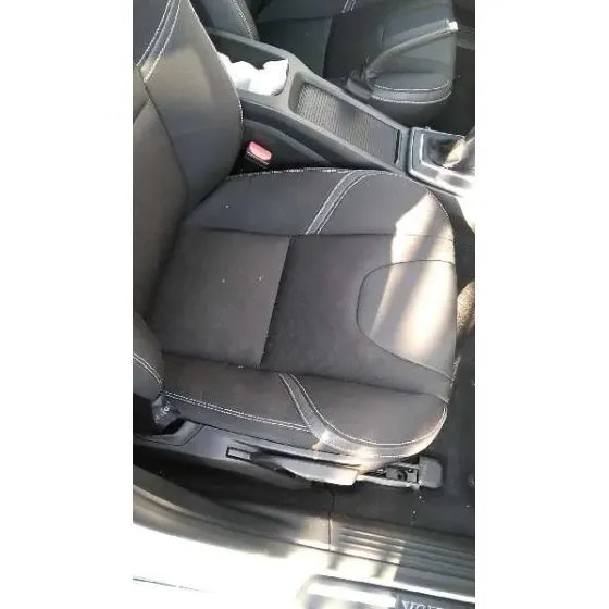 VOLVO V40 '2017 INSCRIPTION BLANCO