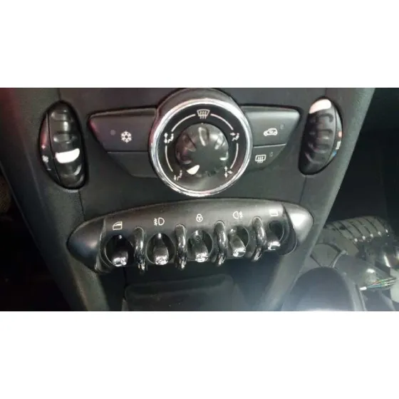 BMW MINI (R56) '2010 ONE BEIG