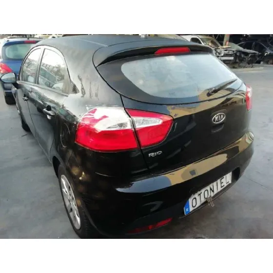 KIA RIO '2012 BASIC NEGRO